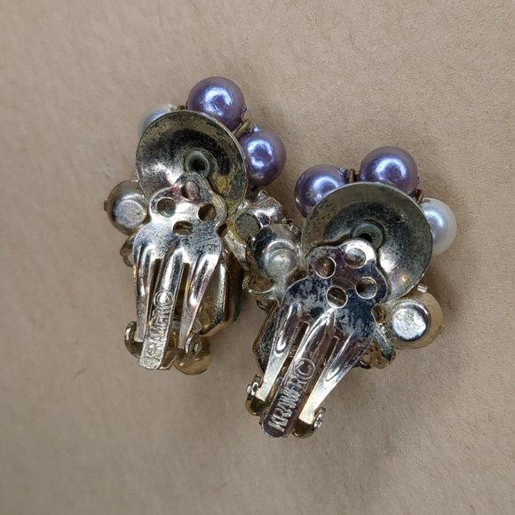 Vintage 60s Kramar Earrings AB Crystal Rhinestone Periwinkle Beaded Cluster - Picture 6 of 9